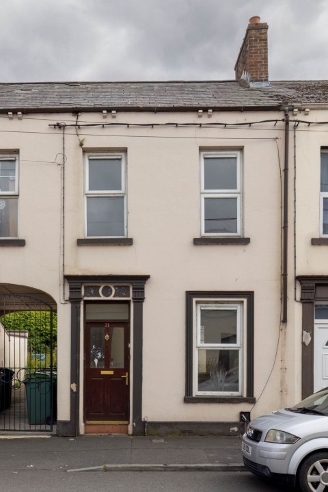 View Full Details for 21 Victoria Street, Lurgan