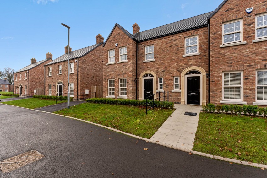 Images for 45 Foxleigh Wood, Lurgan