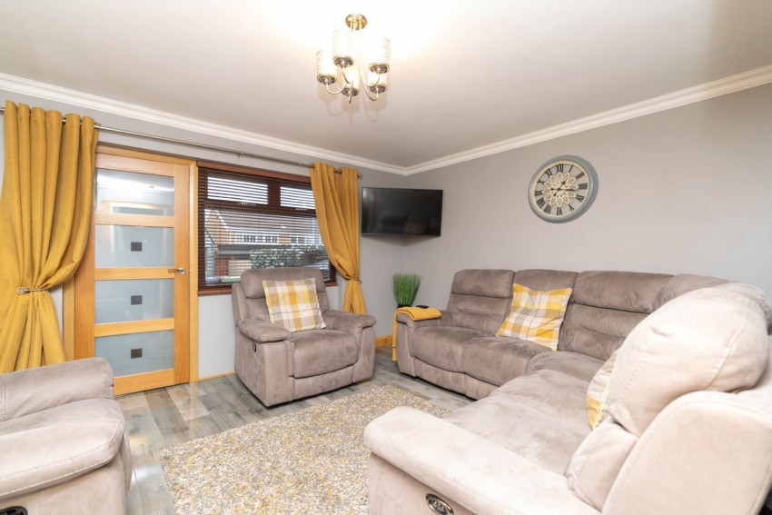 Images for 723 Pinebank, Craigavon