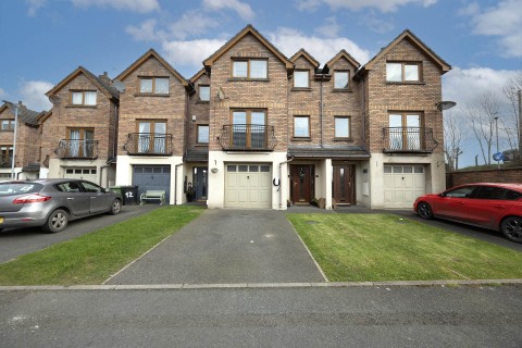 View Full Details for 10 Silverwood Green, Lurgan